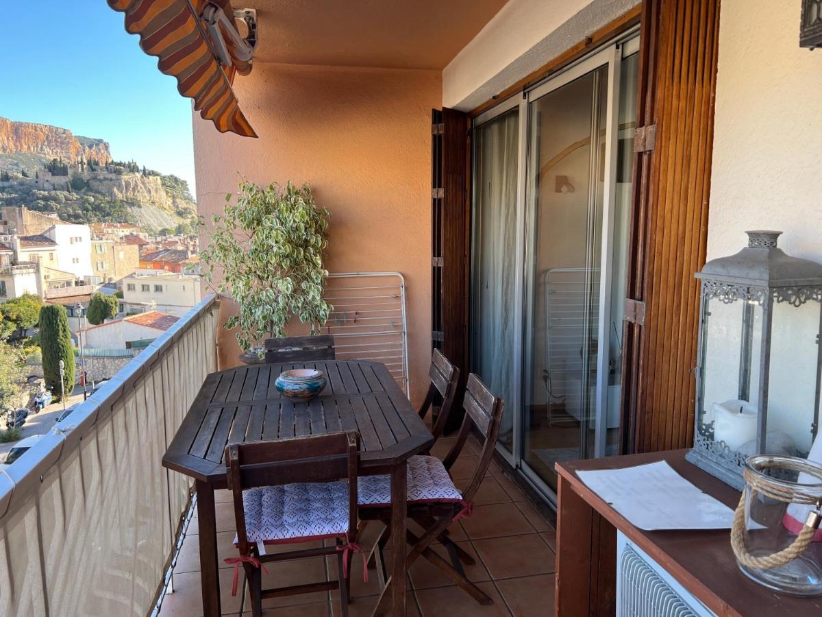 Magnifique Appartement A Cassis,Parking,2 Pas Du Port Exterior foto