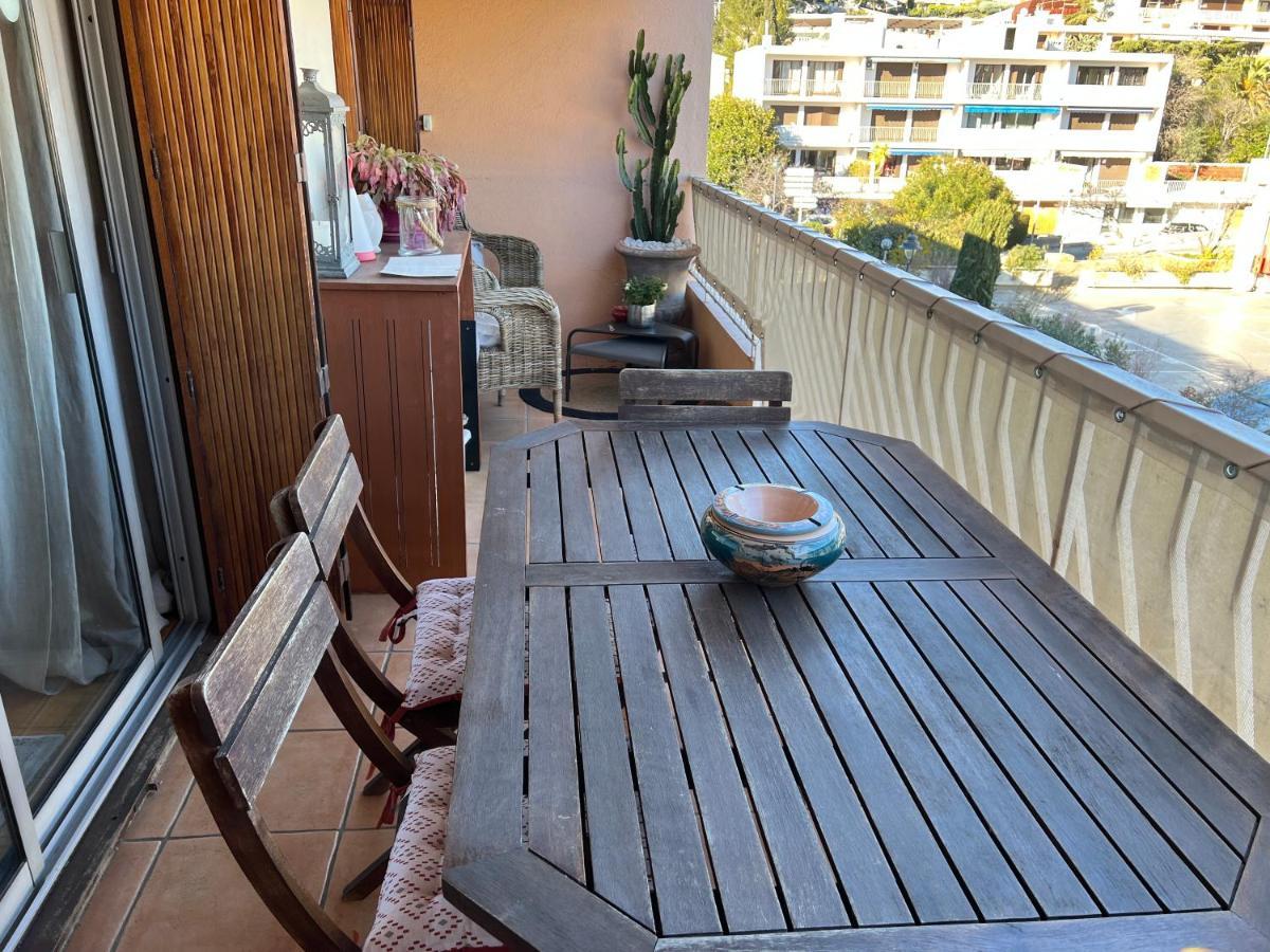 Magnifique Appartement A Cassis,Parking,2 Pas Du Port Exterior foto