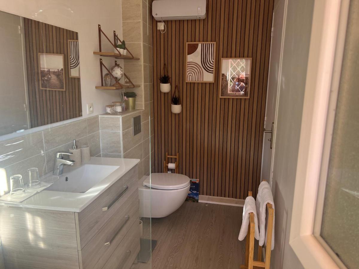 Magnifique Appartement A Cassis,Parking,2 Pas Du Port Exterior foto